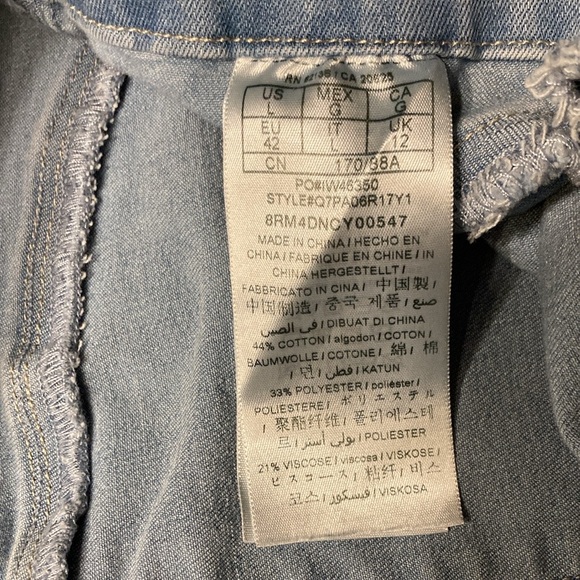 Guess High Waisted Elastic Waist Skinny Stretch Jeans - Host Pick - Picture 6 of 12